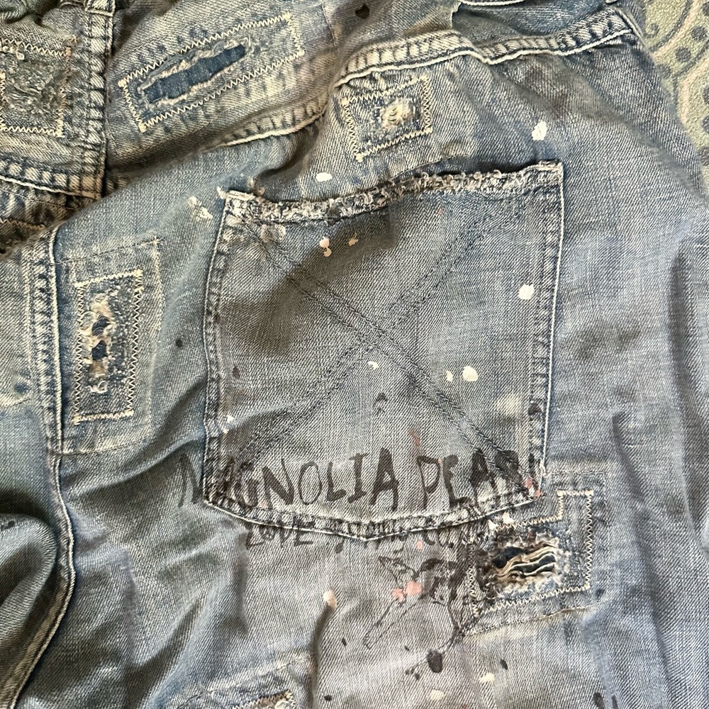 Magnolia Pearl Boyfriend Jeans - Picture 5 of 9